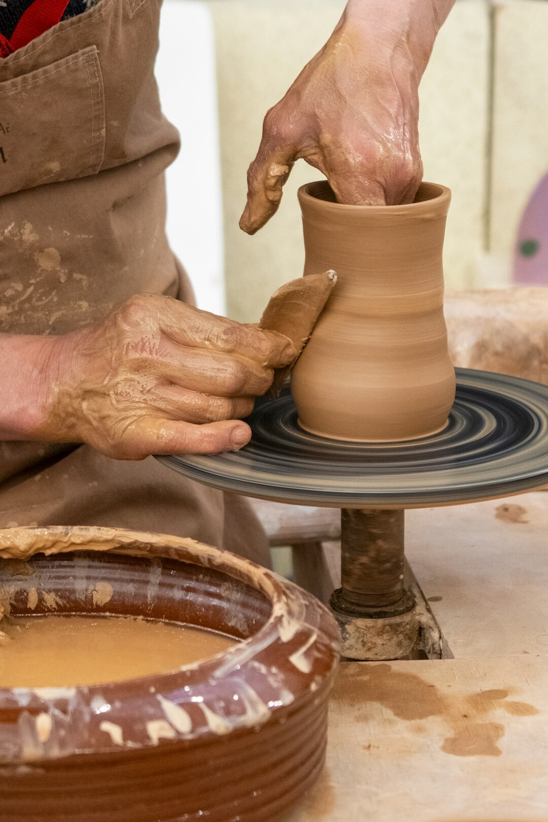 pottery wheel spinning